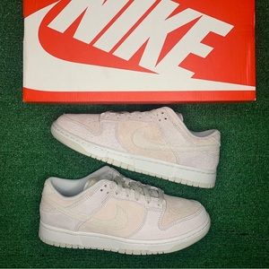 Dunk Low “Vast Grey”